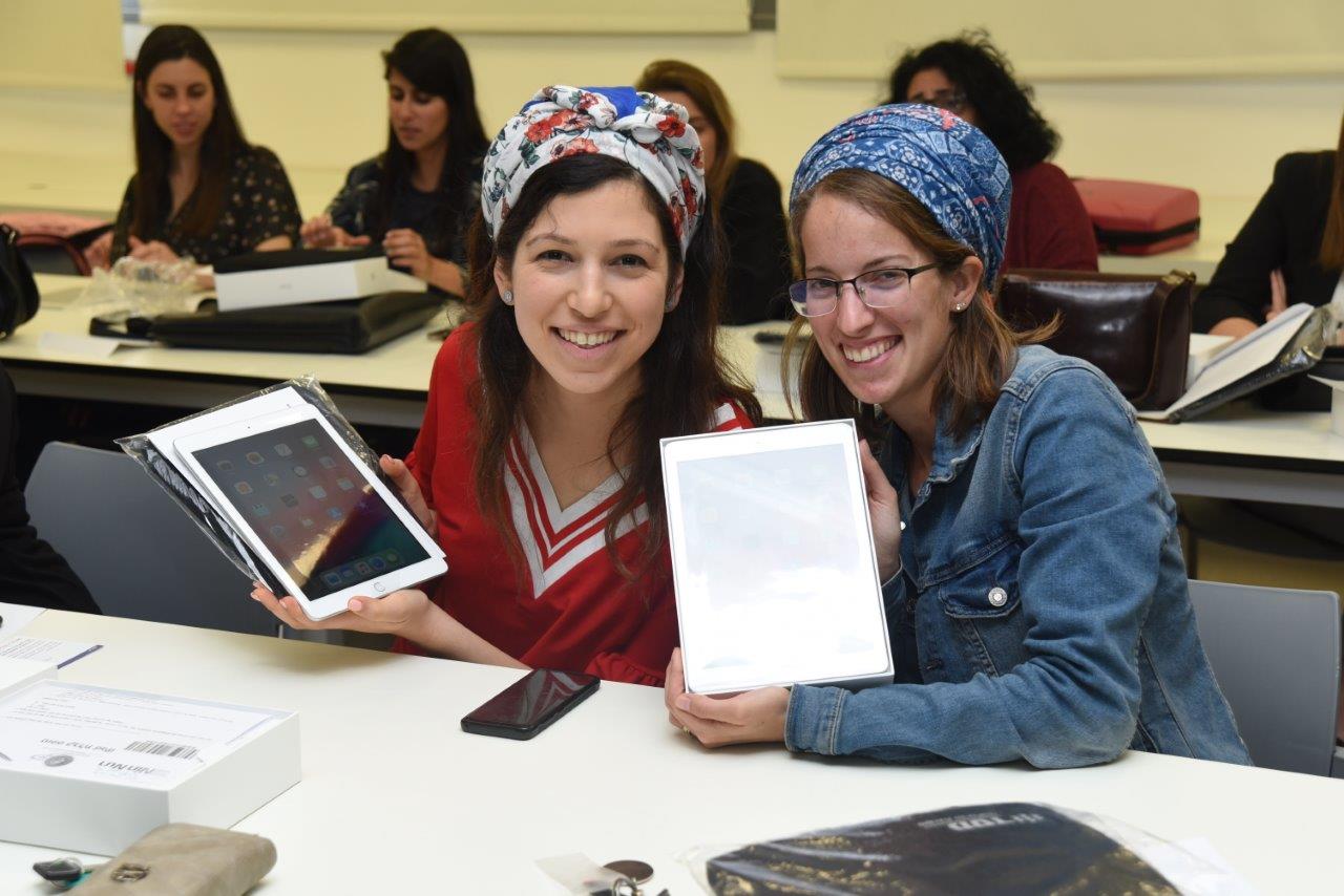 גלרייה - 23,400 מורות מורים וגננות קיבלו "ארגז כלים דיגיטלי", 7 מתוך 22